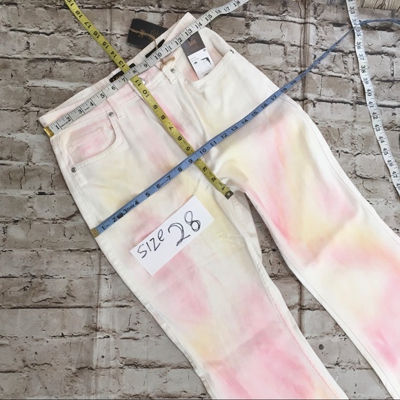 NWT LEE High Rise soft colors, Tie Dye bell bottom, Jean - Picture 12 of 14
